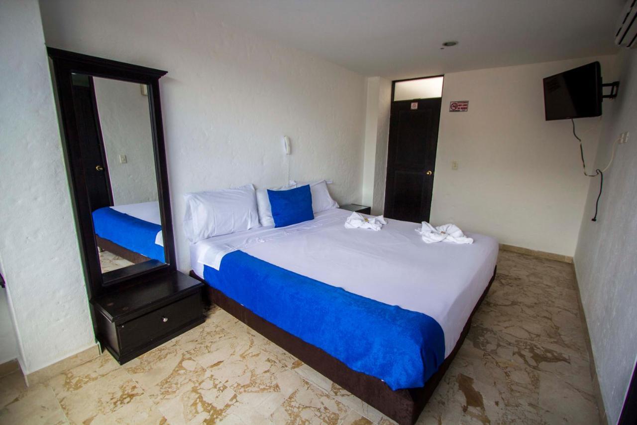 Blue Star Hotel Melgar Esterno foto