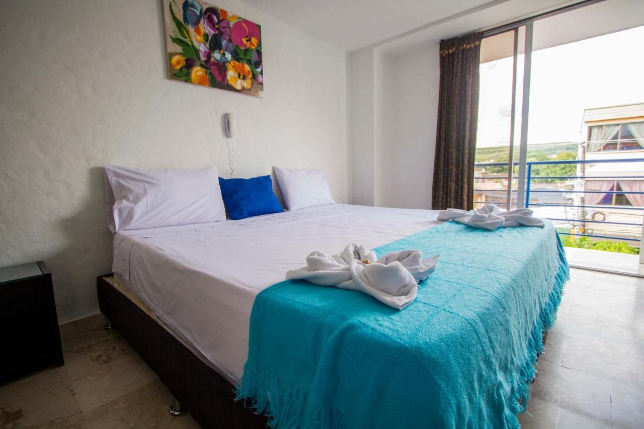 Blue Star Hotel Melgar Esterno foto