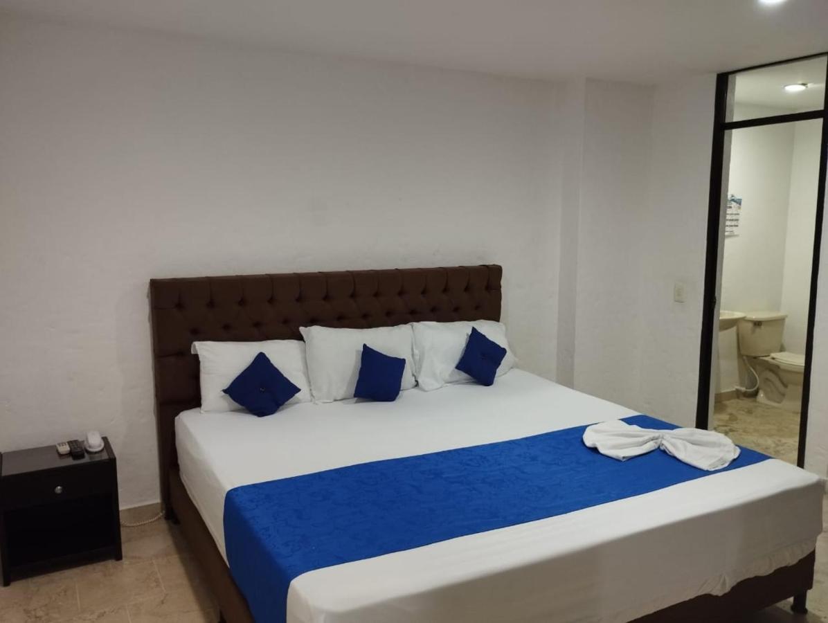 Blue Star Hotel Melgar Esterno foto