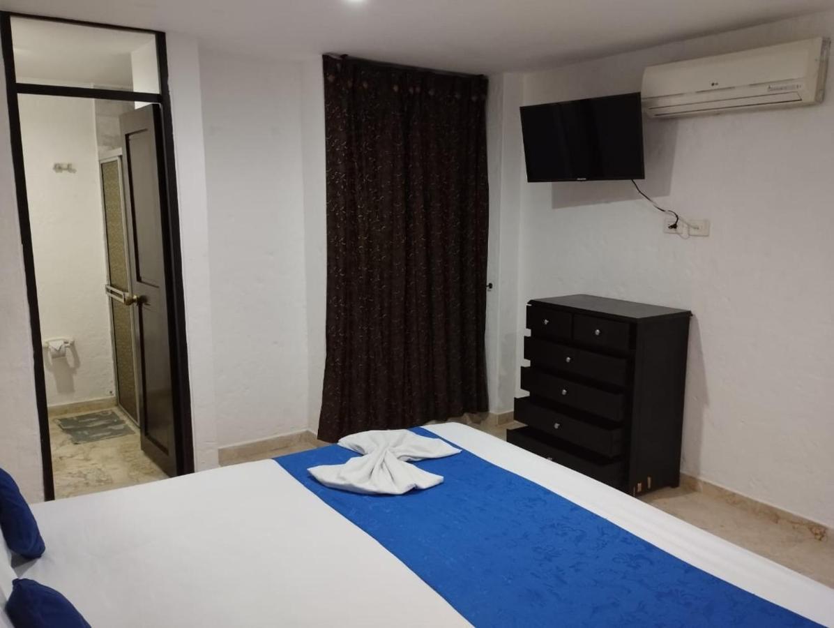 Blue Star Hotel Melgar Esterno foto